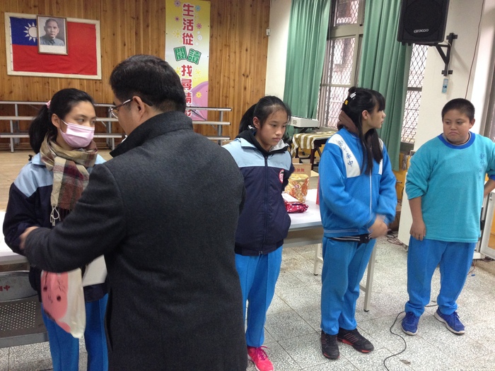 模範生活動